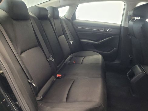 Used 2019 Honda Accord LX image 19