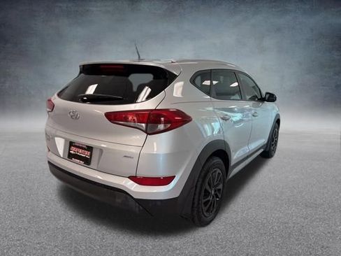 Used 2017 Hyundai Tucson SE AWD/4WD image 7