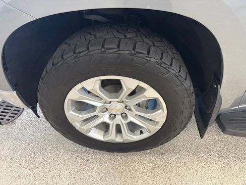 Used 2024 Chevrolet Silverado 1500 LTZ AWD/4WD image 10