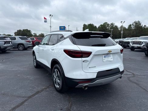 Used 2024 Chevrolet Blazer LT w/ Convenience Package image 5