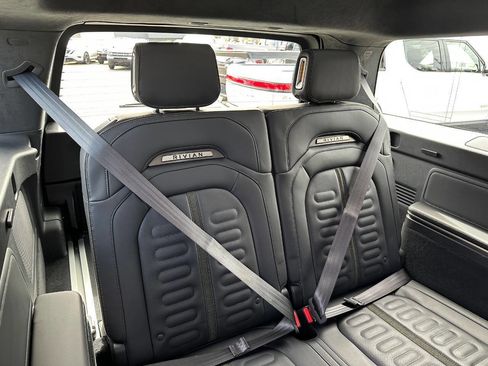 Used 2023 Rivian R1S Adventure AWD/4WD image 30