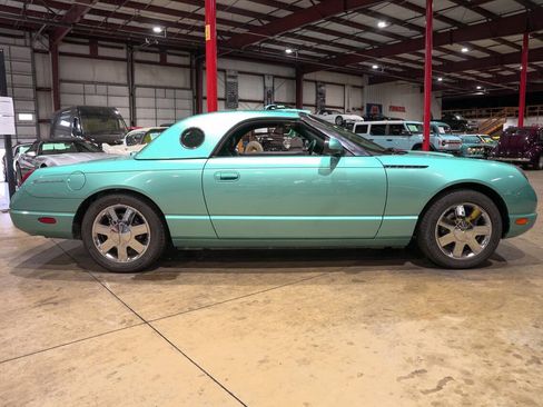 Used 2002 Ford Thunderbird RWD image 38