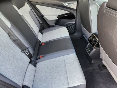 New 2026 Volkswagen ID.4 Pro AWD/4WD image 22