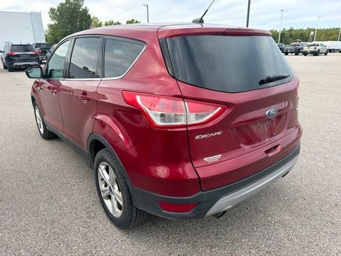 Used 2016 Ford Escape SE AWD/4WD image 8