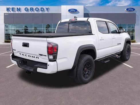 Used 2022 Toyota Tacoma TRD Pro AWD/4WD image 4
