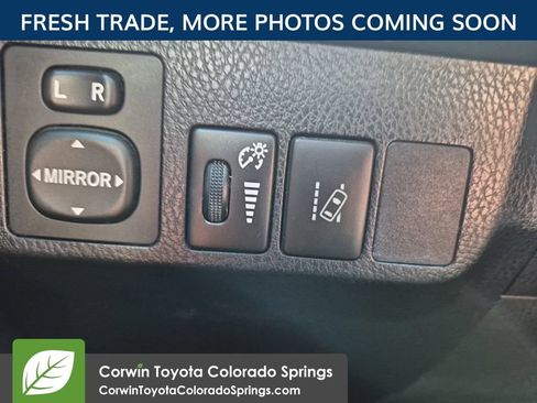 Used 2017 Toyota RAV4 SE w/ Power Extra Value Package AWD/4WD image 13