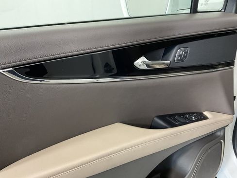 Used 2022 Lincoln Nautilus Reserve image 17