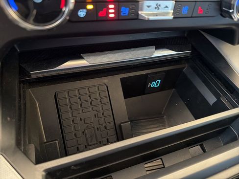 Used 2024 Ford F350 Limited w/ FX4 Off-Road Package image 33