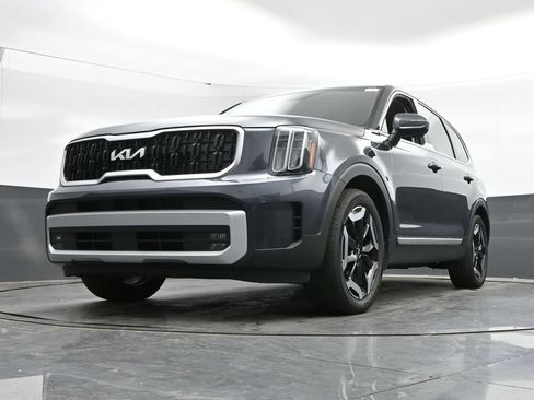 Used 2023 Kia Telluride EX AWD/4WD image 44