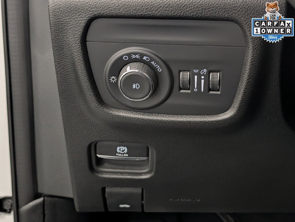 Used 2024 Jeep Grand Cherokee Limited AWD/4WD image 22