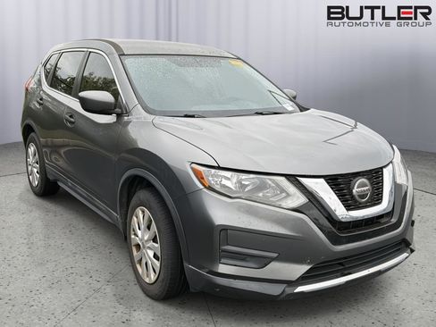 Used 2018 Nissan Rogue S FWD image 5