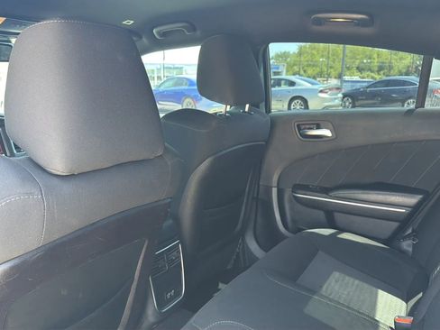 Used 2019 Dodge Charger Scat Pack RWD image 42