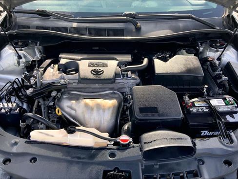 Used 2016 Toyota Camry LE FWD image 31