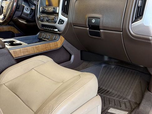 Used 2017 GMC Sierra 1500 SLT AWD/4WD image 12