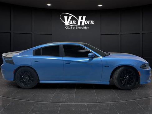 Used 2019 Dodge Charger Scat Pack w/ Daytona Edition Group image 2