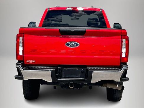 Used 2025 Ford F350 XLT image 6