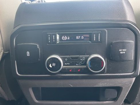 Used 2021 Ford Expedition Max Limited image 11