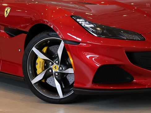 Certified 2022 Ferrari Portofino M RWD image 8