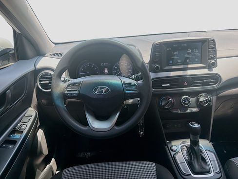 Used 2021 Hyundai Kona SE w/ Cargo Package FWD image 19