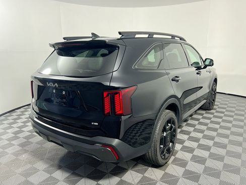 Certified 2025 Kia Sorento SX image 3