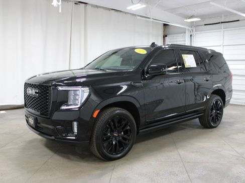 Used 2023 GMC Yukon Denali w/ Max Trailering Package image 4