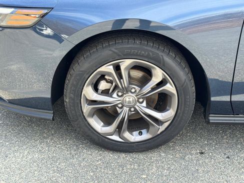 Used 2024 Honda Accord EX image 11