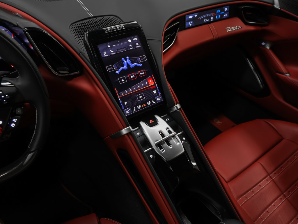 Certified 2025 Ferrari Roma Spider RWD image 61