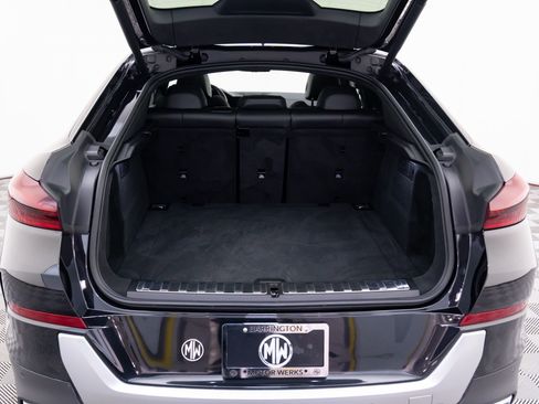 Used 2023 BMW X6 xDrive40i w/ Climate Comfort Package image 32
