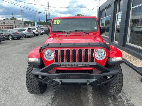 Used 2020 Jeep Wrangler Unlimited Sahara w/ Uconnect 4C Nav & Sound Group AWD/4WD image 2