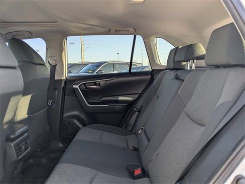 Used 2022 Toyota RAV4 XLE image 14
