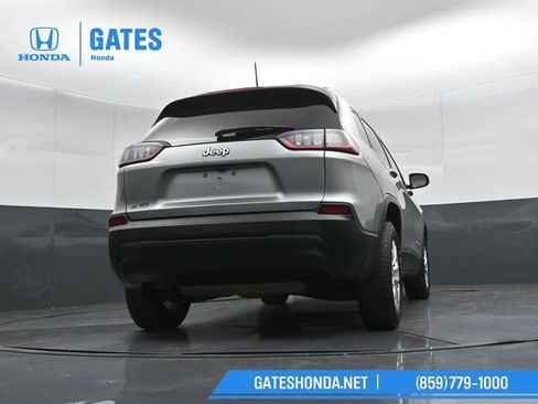 Used 2019 Jeep Cherokee Latitude w/ Popular Appearance Group AWD/4WD image 35
