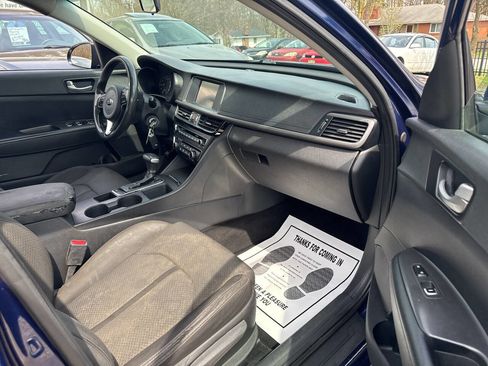 Used 2018 Kia Optima LX w/ 17" Alloy Wheels Package image 15