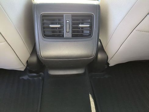 Used 2018 Honda Accord EX-L image 31
