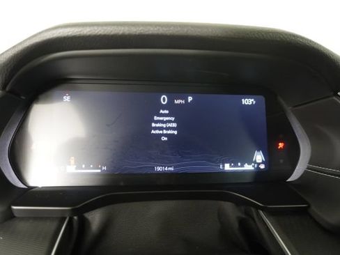 Used 2025 Jeep Grand Cherokee Altitude RWD image 24