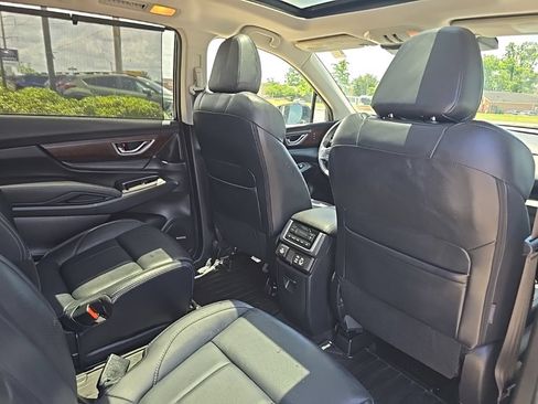 Used 2023 Subaru Ascent Touring AWD/4WD image 36
