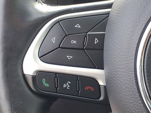 Used 2019 Jeep Compass Altitude image 12