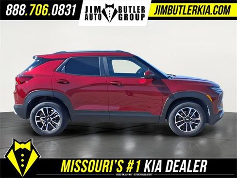 Used 2024 Chevrolet TrailBlazer LT w/ LT Cold Weather Package image 30