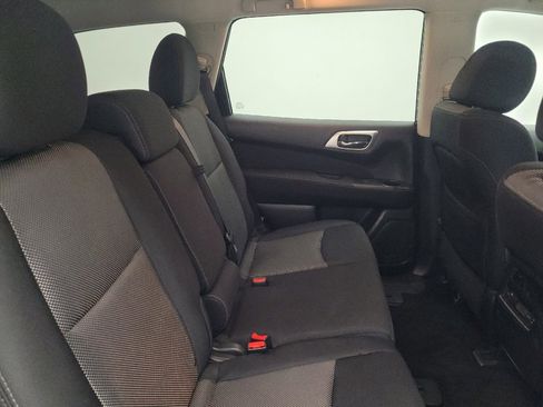 Used 2017 Nissan Pathfinder S AWD/4WD image 19