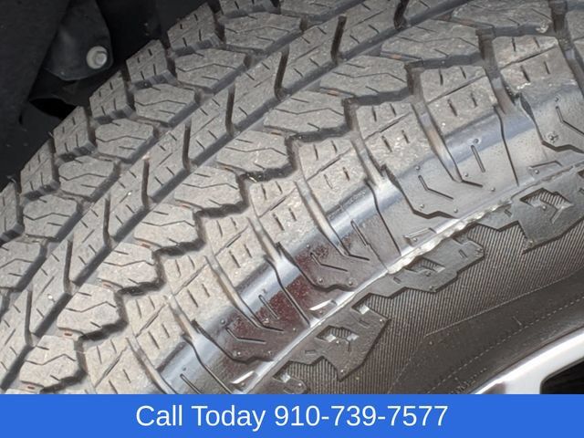 Used 2024 GMC Sierra 1500 SLT w/ SLT Premium Plus Package AWD/4WD image 11