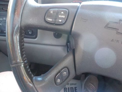 Used 2004 Chevrolet Silverado 3500 4x4 Crew Cab w/ Heavy-Duty Power Package image 15