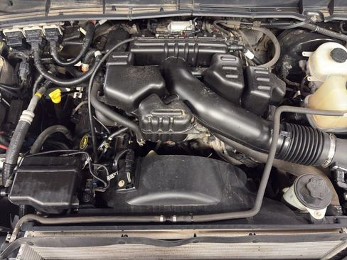 Used 2016 Ford F250 XLT w/ XLT Premium Package image 24