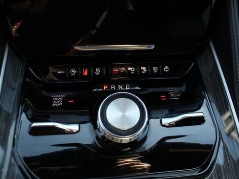 Used 2022 Jeep Wagoneer Series II w/ Convenience Group I image 23