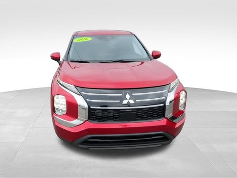 New 2026 Mitsubishi Outlander ES FWD image 3