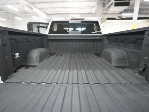 Used 2023 GMC Sierra 1500 Elevation w/ Preferred Package AWD/4WD image 10