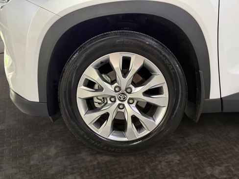 Used 2026 Toyota Grand Highlander FWD image 21