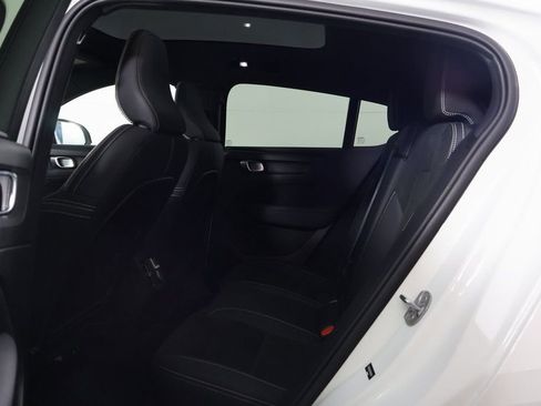 Used 2023 Volvo C40 P8 Recharge Plus image 11