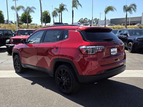 New 2025 Jeep Compass Latitude w/ Altitude Special Edition image 3