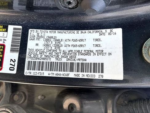 Used 2016 Toyota Tacoma TRD Sport w/ Premium & Technology Package AWD/4WD image 9