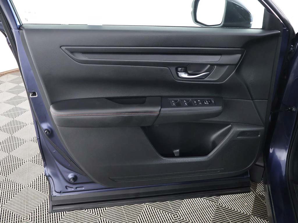 Used 2025 Honda CR-V Sport image 21