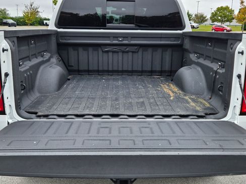 Used 2018 Chevrolet Colorado ZR2 image 28